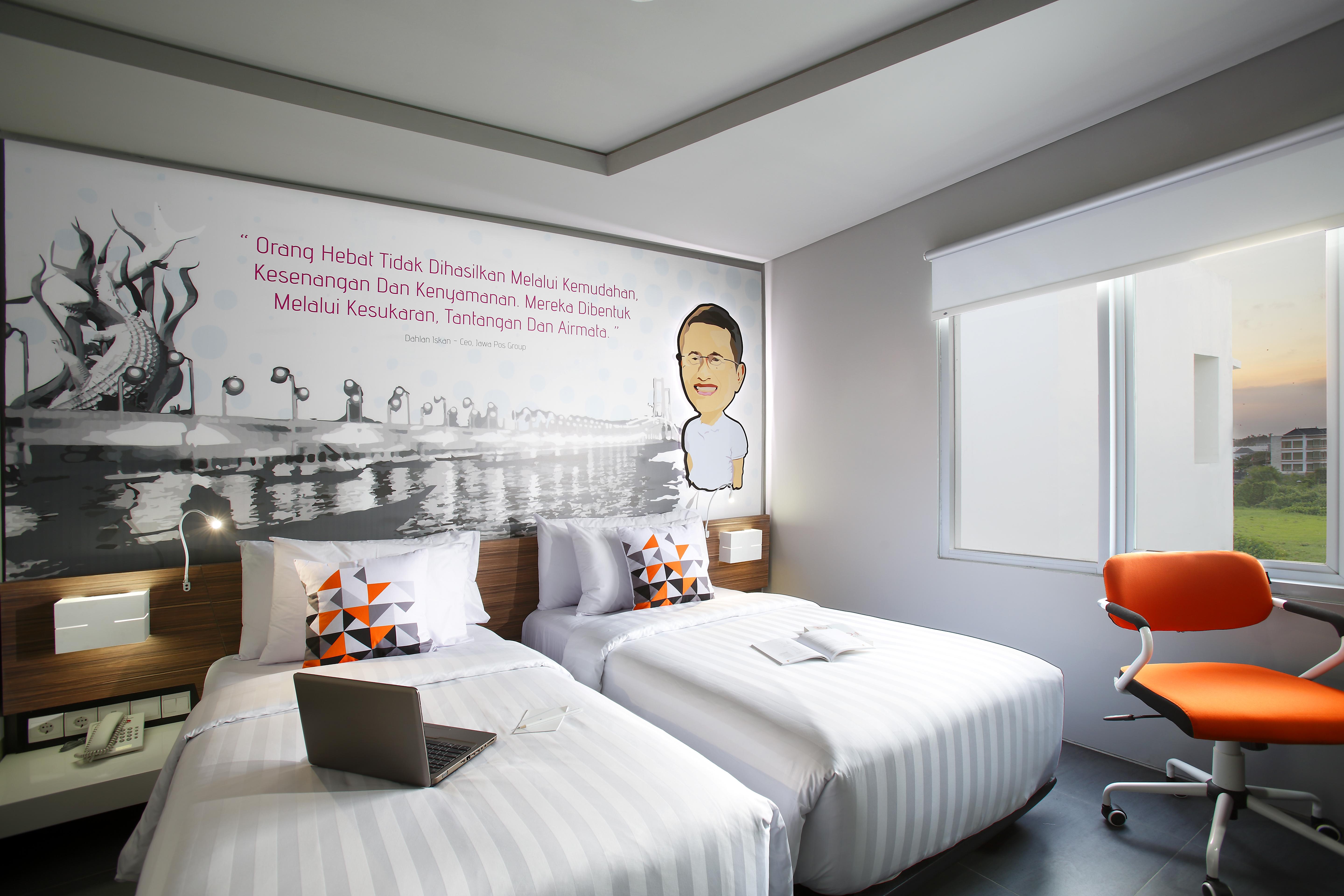 Berry Biz Hotel Seminyak Exterior foto